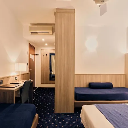 Roberta Hotel