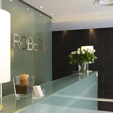 Roberta Hotel 3*